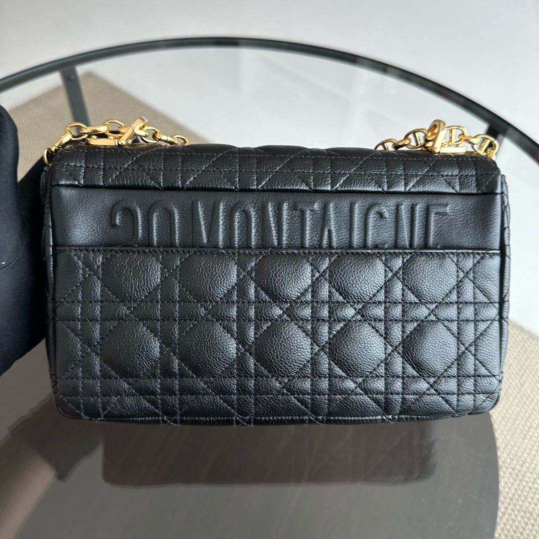 Caro Medium 25CMCannage Calfskin Black GHW