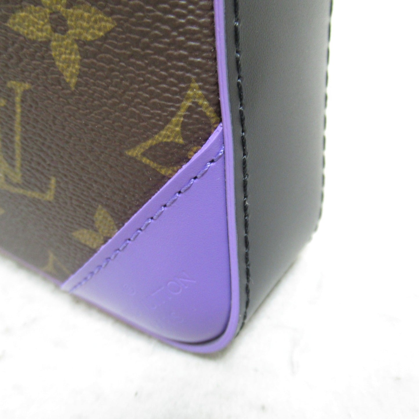 Louis Vuitton Trio Messenger Shoulder Bag Shoulder Bag PVC Coated Canvas Monogram Macasters   Brown / Pearl M46266