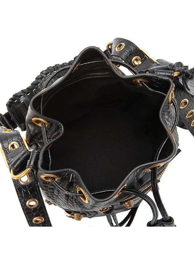 Luxury Balenciaga  Le Cagole XS Leather Bucket Bag Black