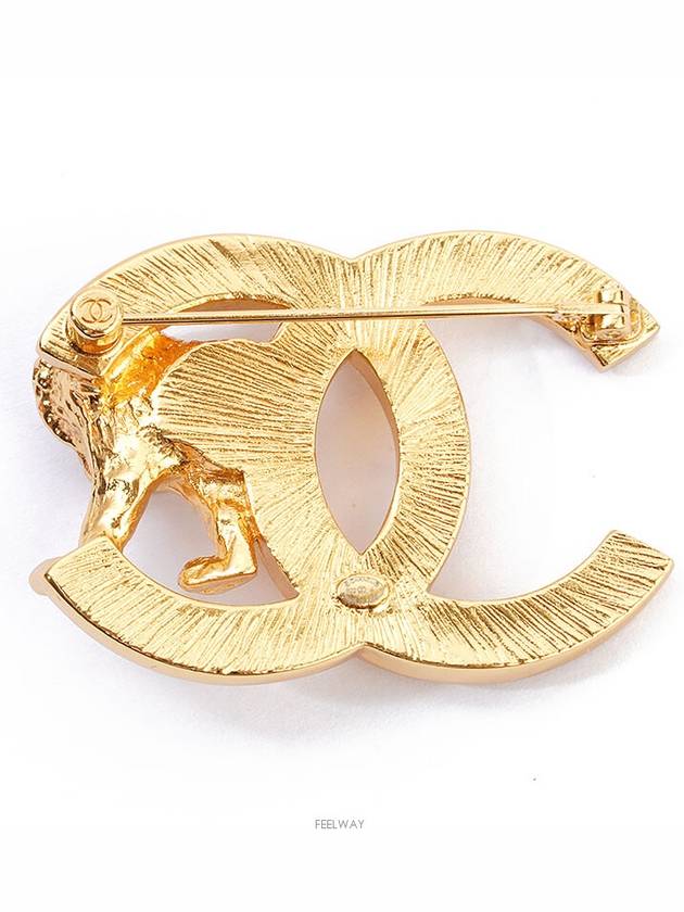 Women Brooches Pins Chanel