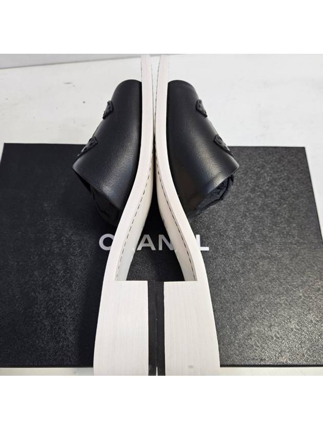 middle heel mule sandals Chanel
