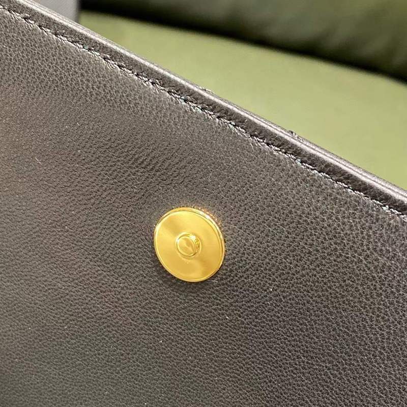 Yves Saint Laurent - Bags - The Wells Bags  256