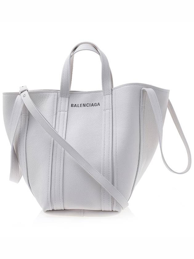 Luxury Balenciaga  Calfskin Everyday Tote Bag White