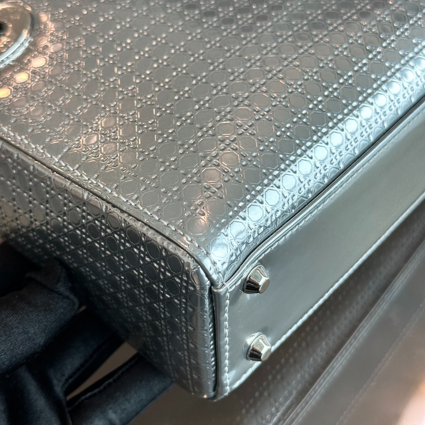 *Chain Strap* Lady Mini Metallic Silver Micro-Cannage SHW