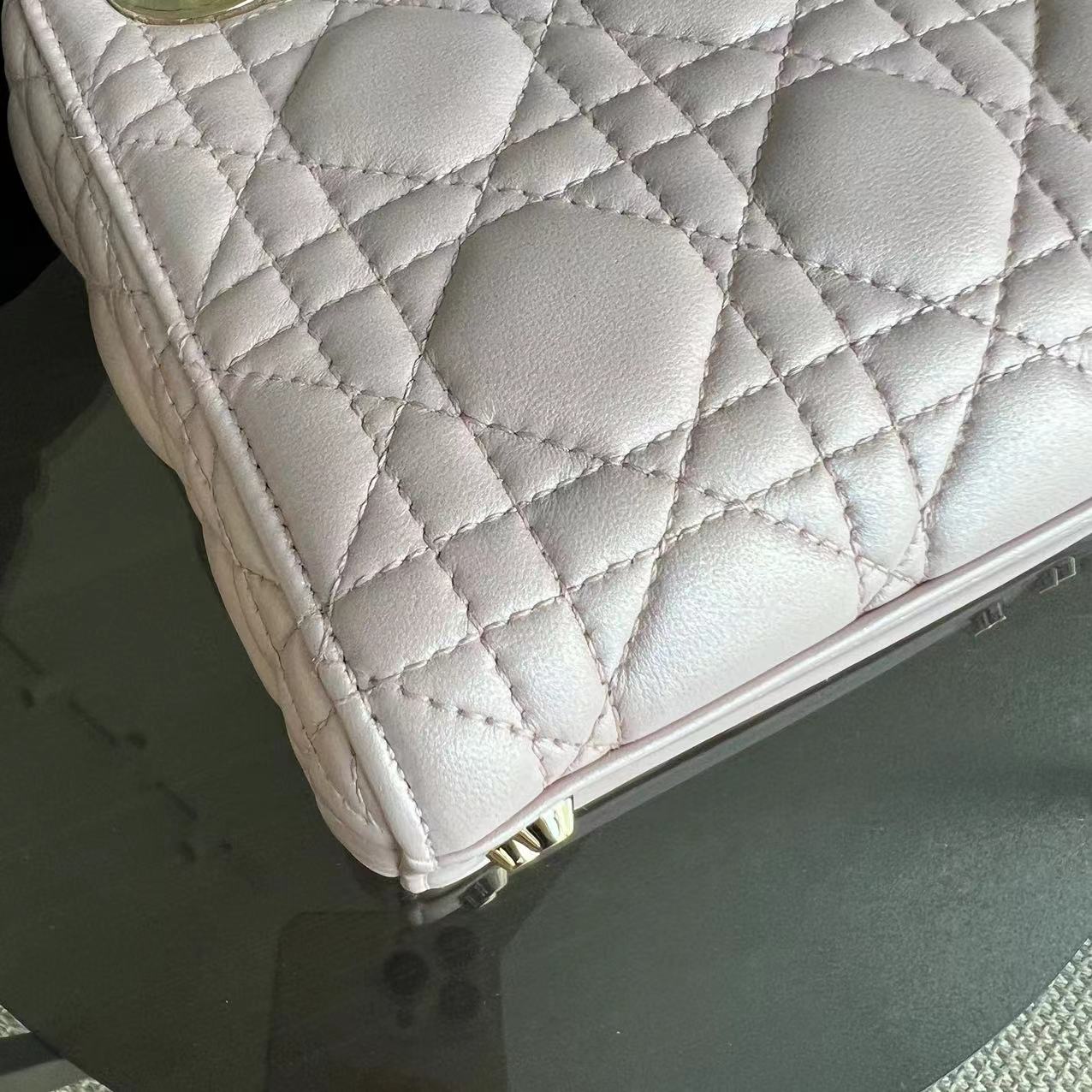 *Chain Version* Lady Mini Cannage Lambskin Iridescent Sakura Pink Golden Hardware