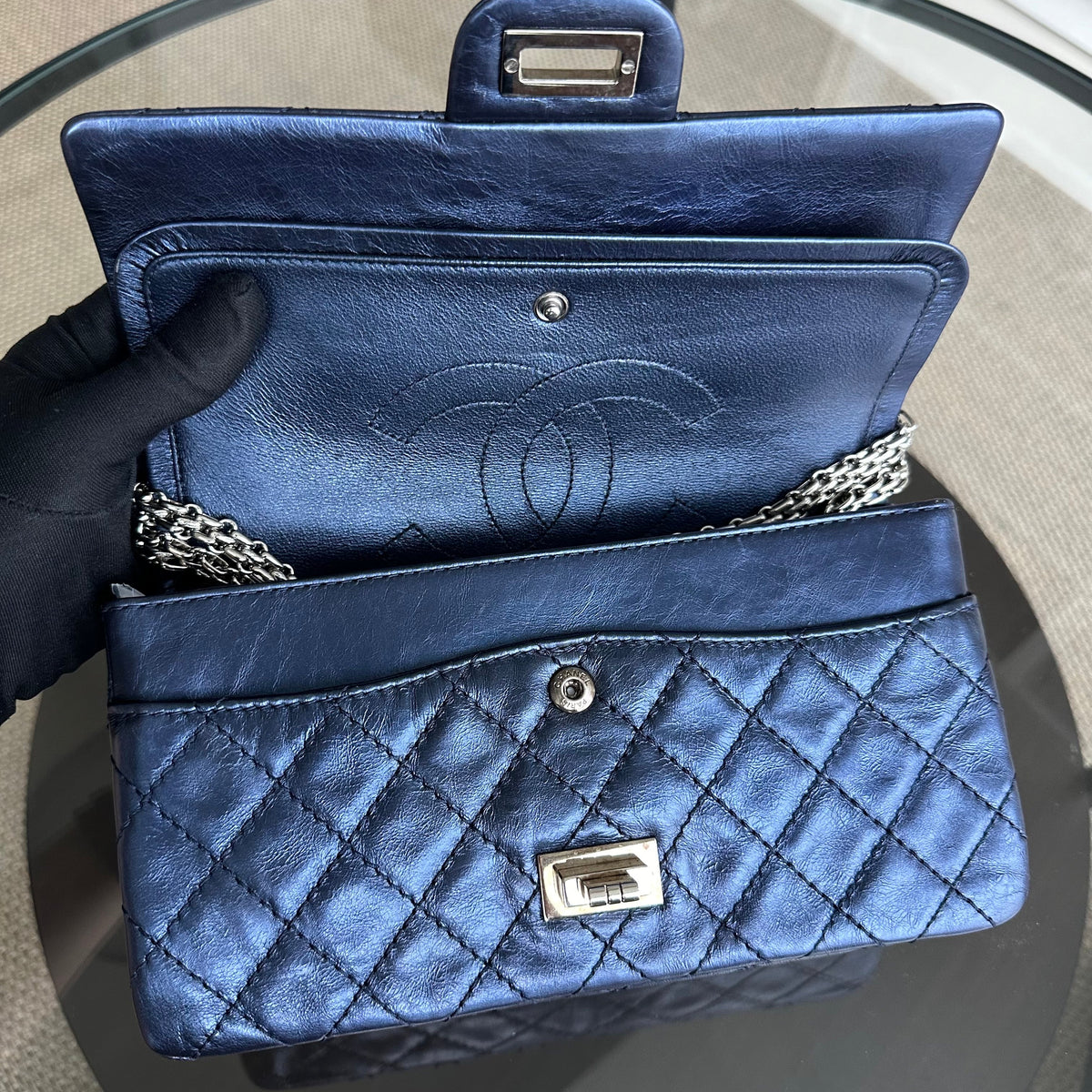 2.55 Medium 225 Reissue Calfskin Iridescent Blue SHW No 11