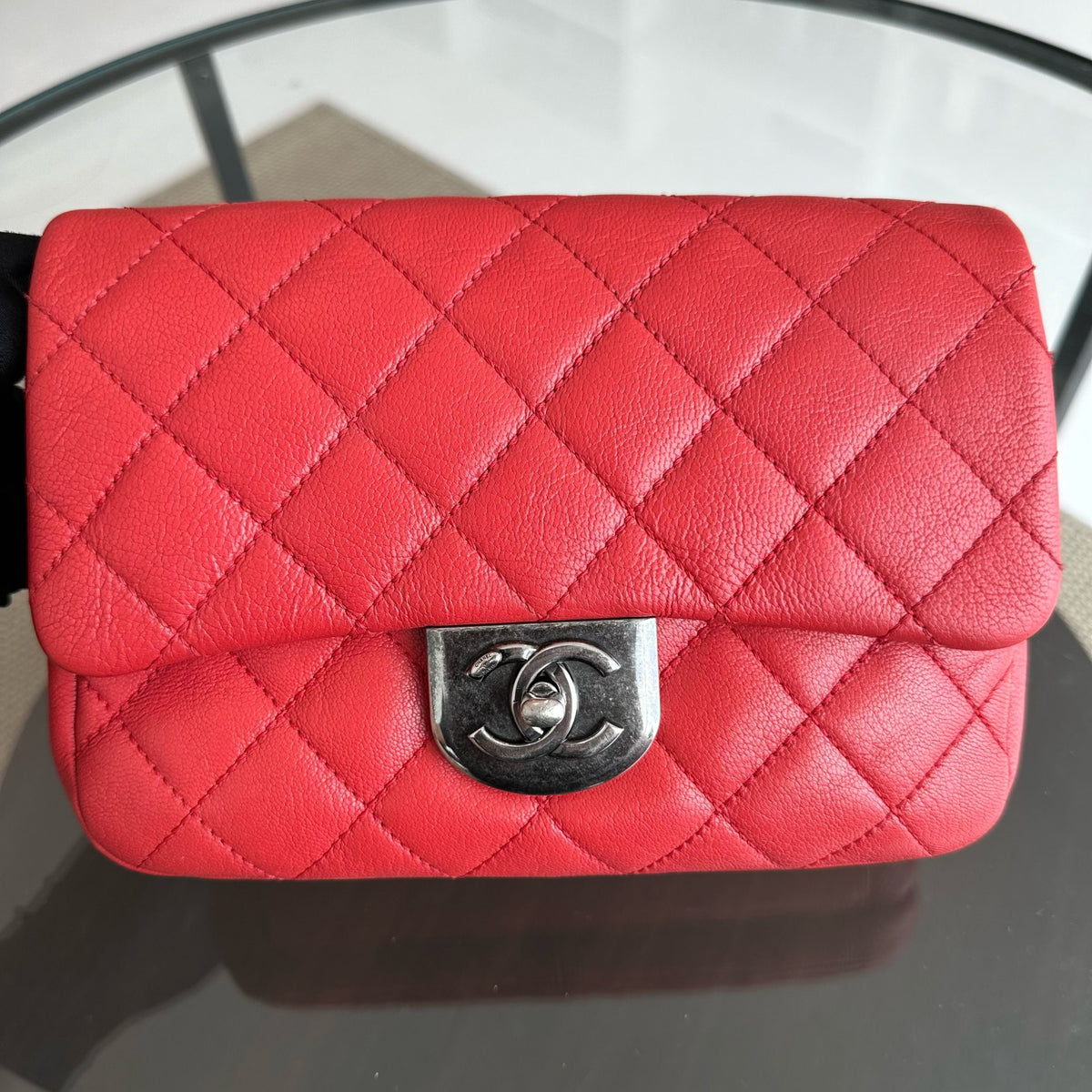 2016 Seasonal Flap Two Way Quilted Grained Calfskin Red No 21