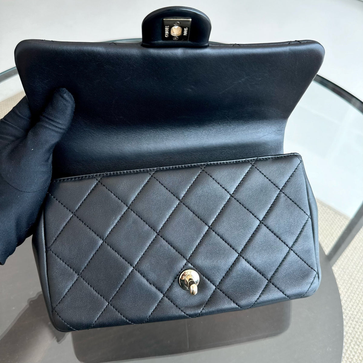 2020 Elegant Resin Chain Classic Flap Quilted Lambskin Black GHW No 29
