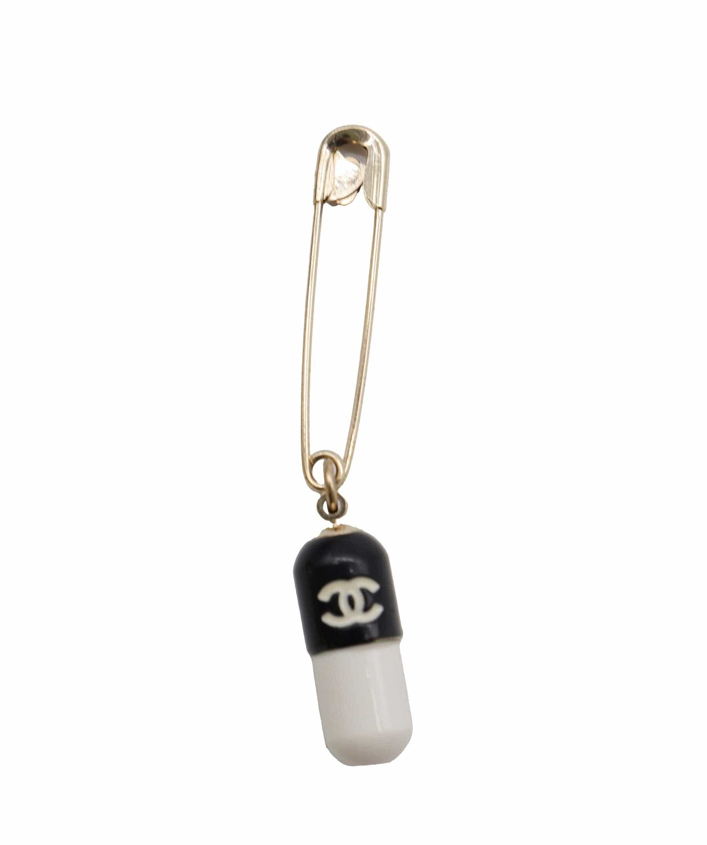 Chanel 80s pill pin  DXBS2603