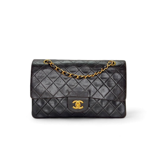 Chanel Classic Medium Vintage Shoulder Bag in Lambskin, Gold hardware C2408-000438DT