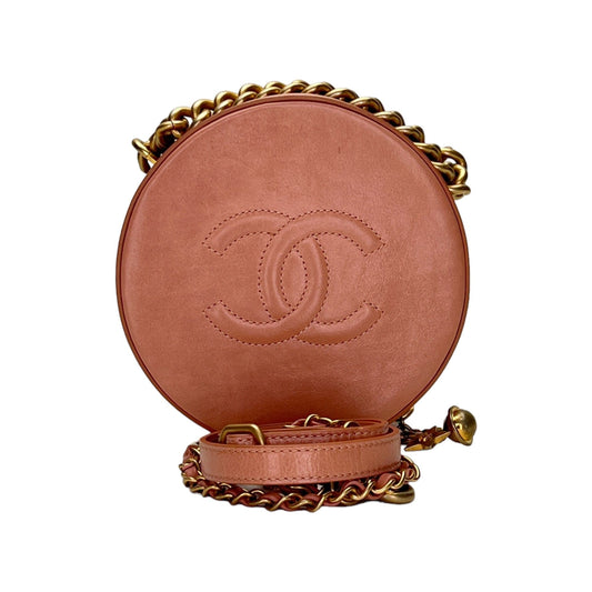 Chanel  Round CC Crossbody bag in Calfskin, Gold Hardware C2404517VZ