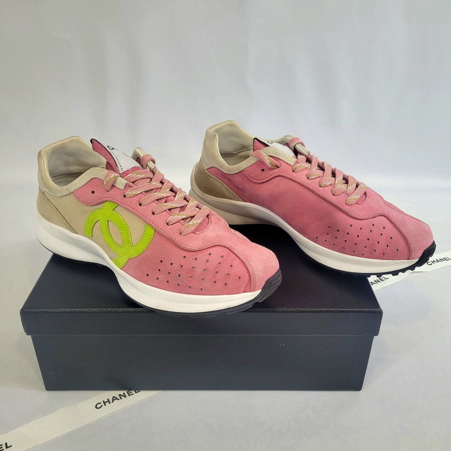 Chanel - Baskets T39