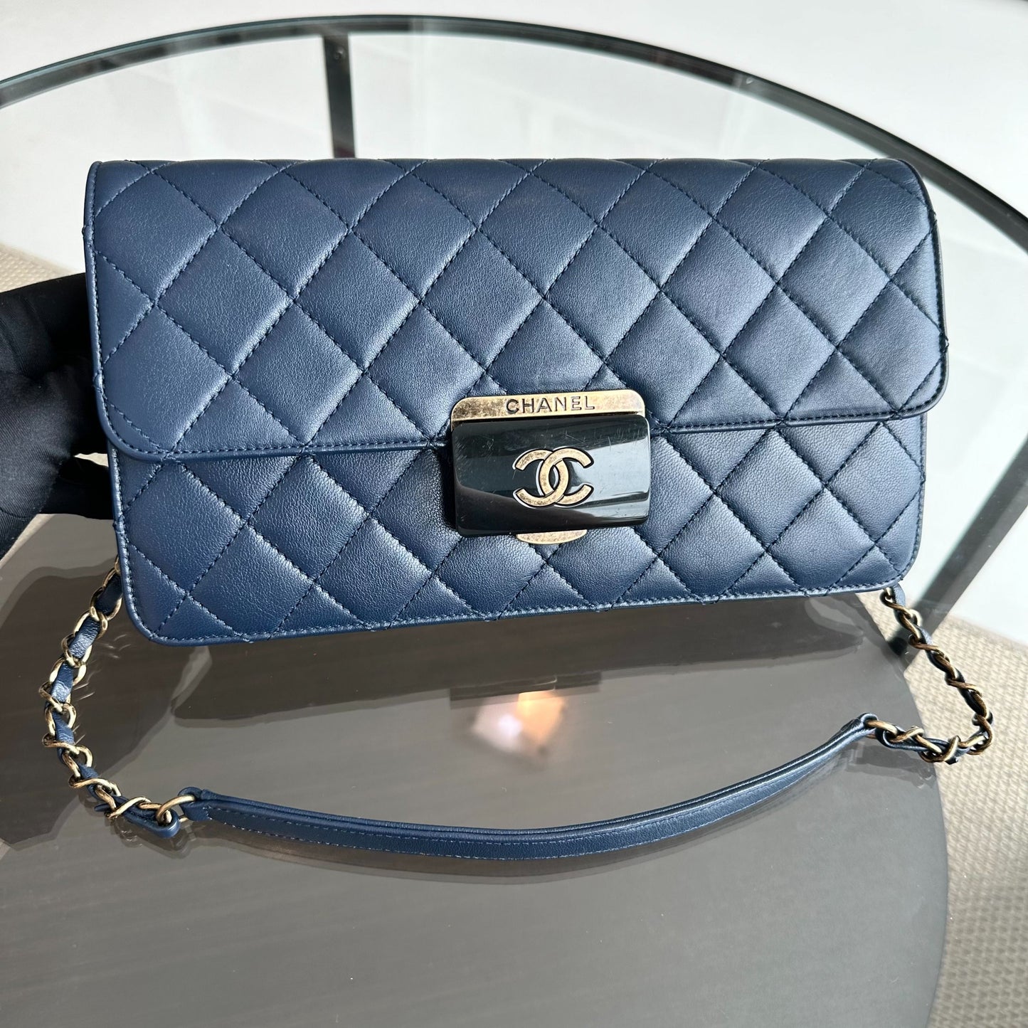 Beauty Lock Flap Quilted Dark Blue Shoulder Bag No 22