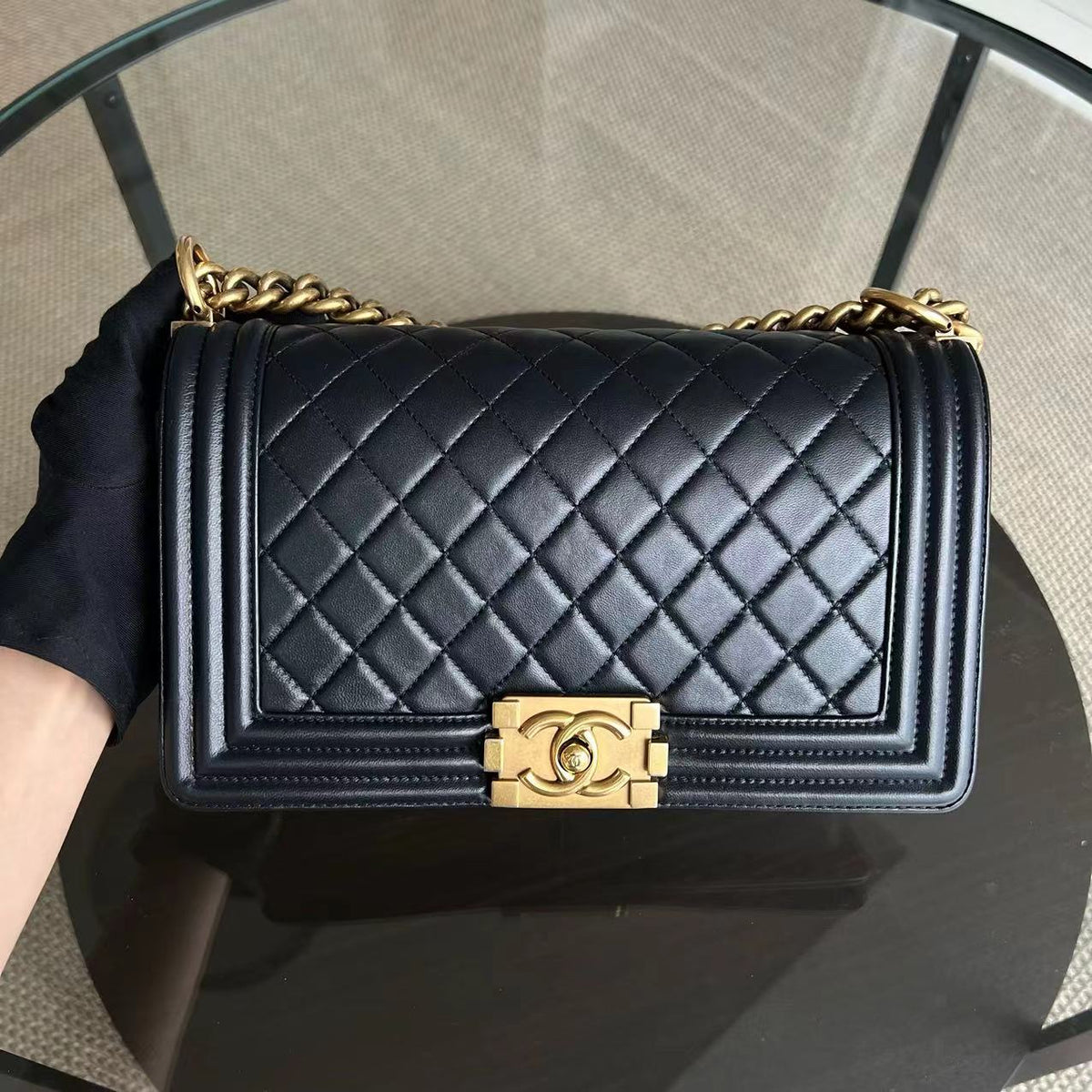 Black Boy Old Medium 25CM Quilted Lambskin Iridescent Leboy Black GHW No 20