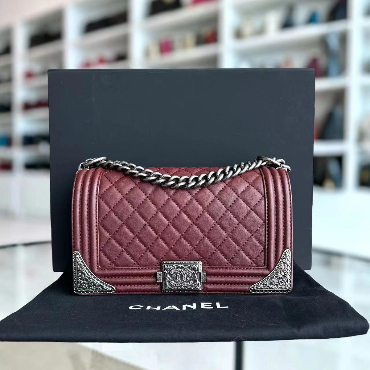 Boy Limited Edition Old Medium Quilted Grained Calfskin With Metal Edegs Burgundy Leboy RSHW No 19
