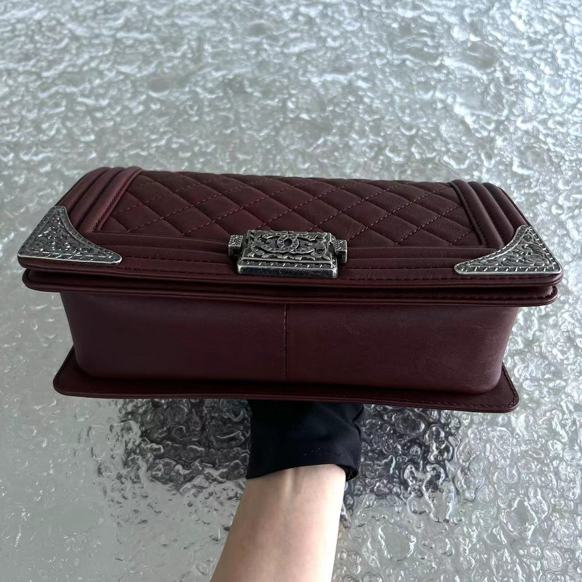 Boy Limited Edition Old Medium Quilted Grained Calfskin With Metal Edegs Burgundy Leboy RSHW No 19