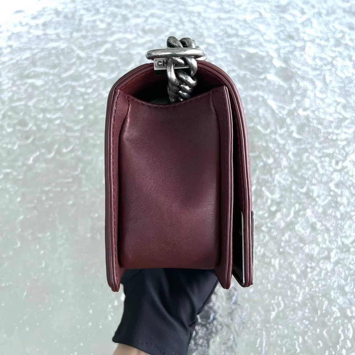 Boy Limited Edition Old Medium Quilted Grained Calfskin With Metal Edegs Burgundy Leboy RSHW No 19