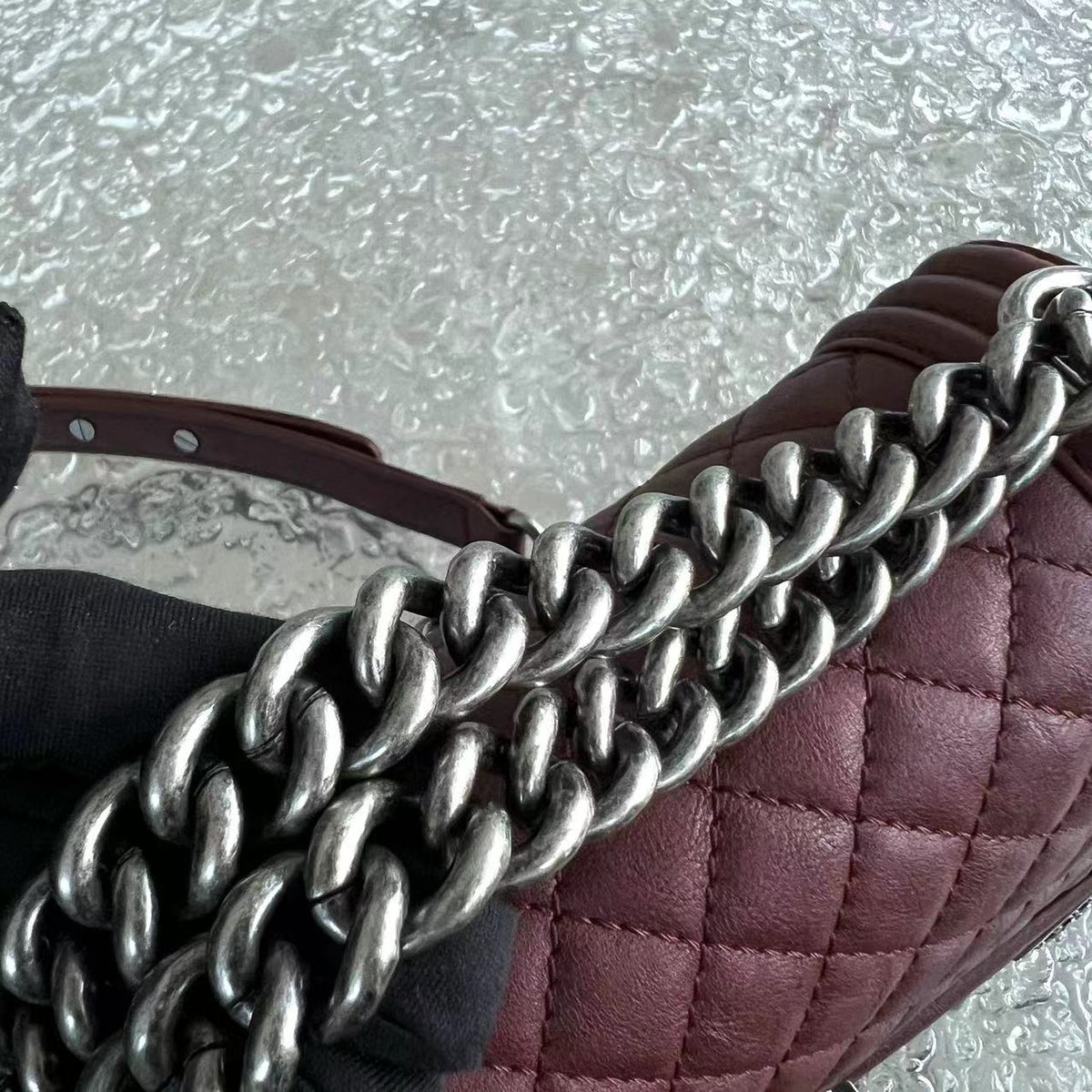 Boy Limited Edition Old Medium Quilted Grained Calfskin With Metal Edegs Burgundy Leboy RSHW No 19