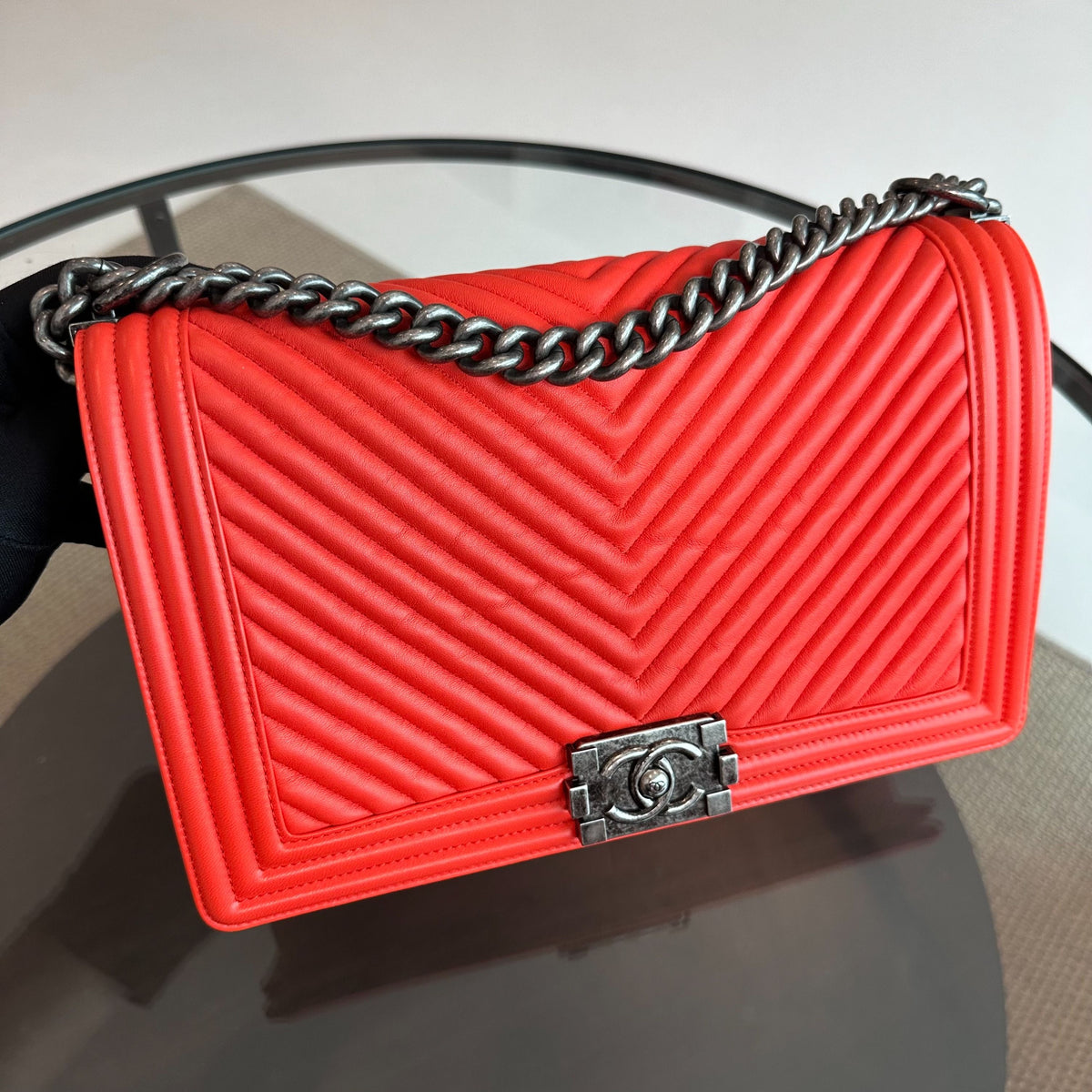 Boy New Medium 28CM Chevron Lambskin Salmon Red RSHW No 20