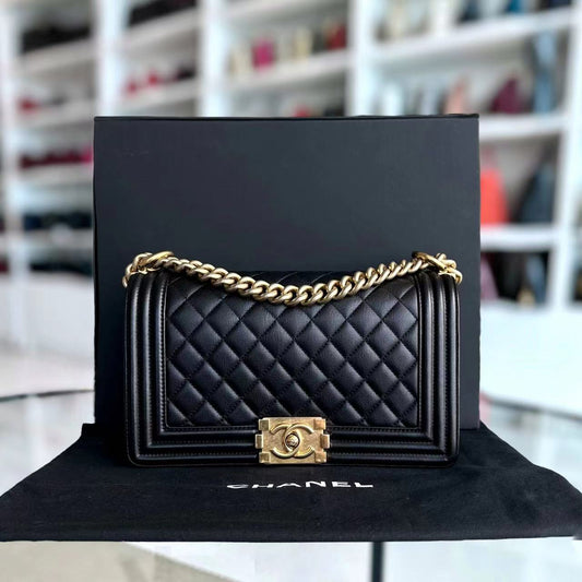 Boy Old Medium 25CM Quilted Calfskin Black Leboy Golden Hardware Series 20