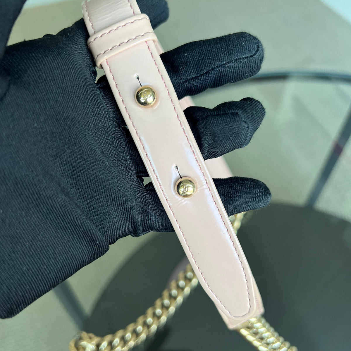 Boy Old Medium 25CM Quilted Smooth Glazed Calfskin Sakura Pink Leboy Golden Hardware Series 22