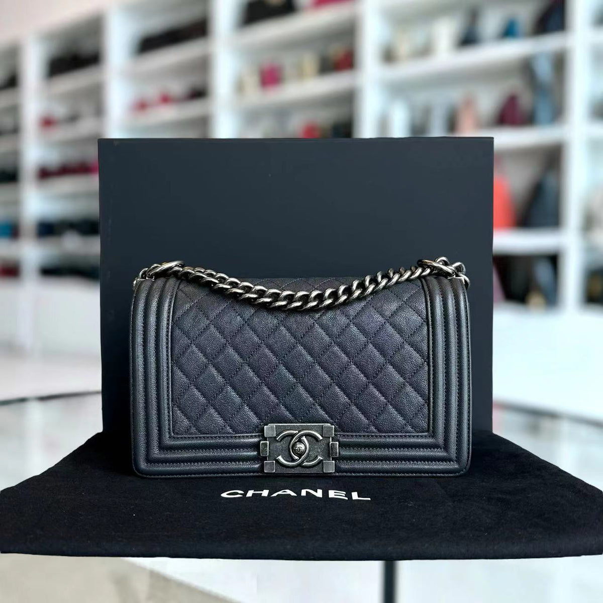 Caviar Boy Old Medium 25CM Quilted Calfskin Dark Grey Gray Silver Hardware Series 26