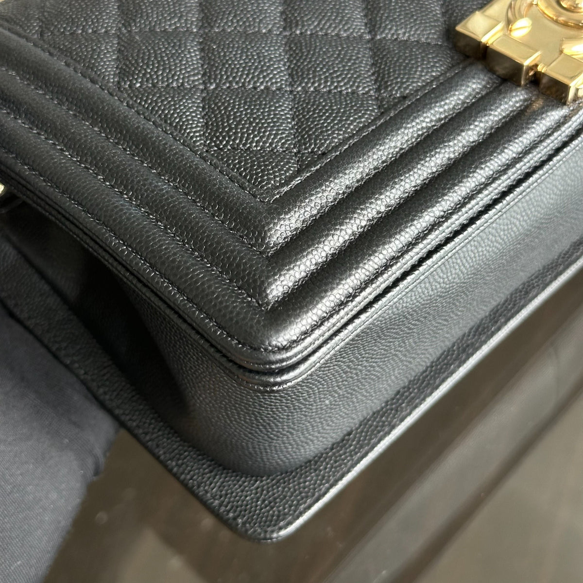 Caviar Boy Old Medium 25CM Quilted Calfskin Leboy Black GHW No 23