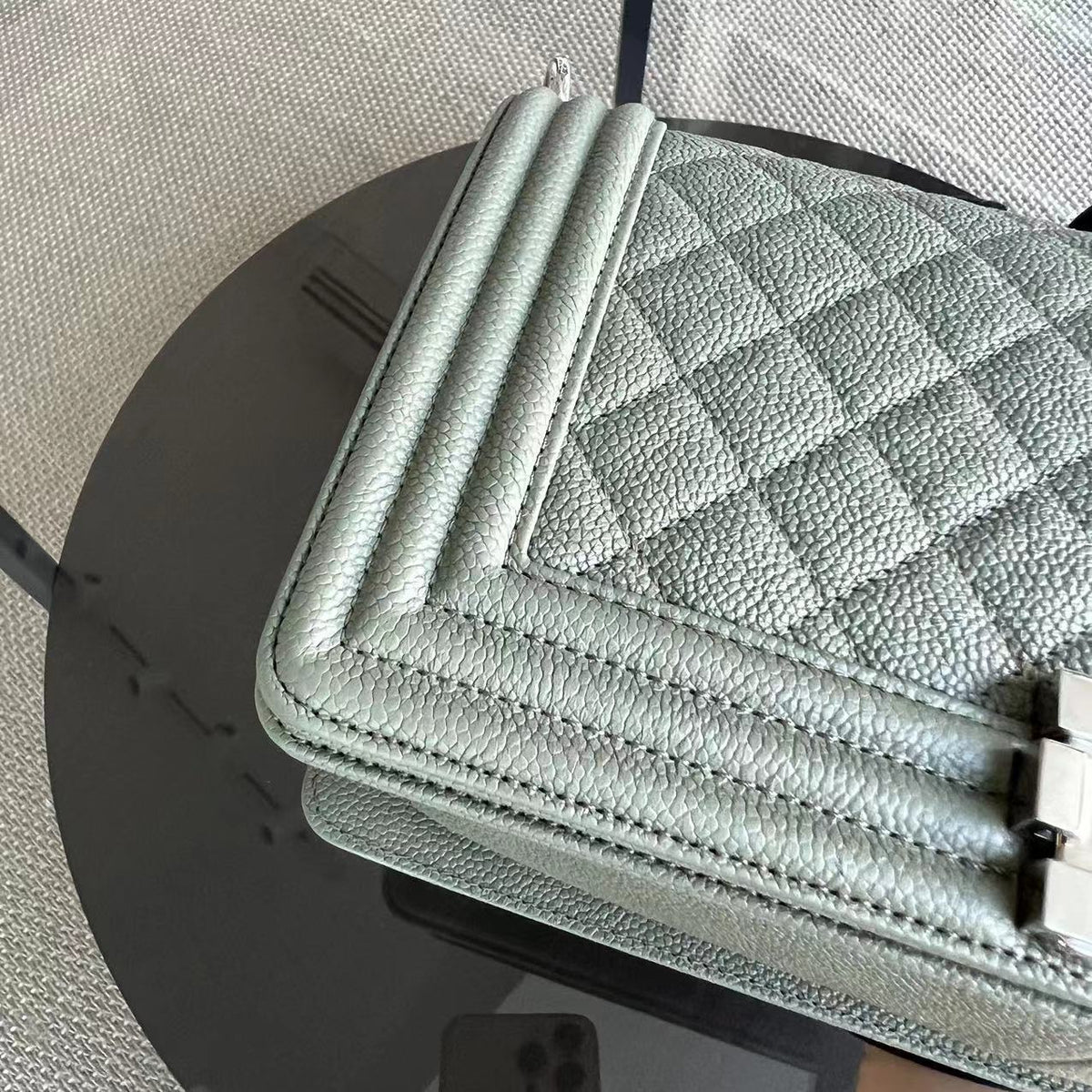 Caviar Boy Old Medium 25CM Quilted Grained Calfskin Light Green Leboy Silver Hardware Series 25