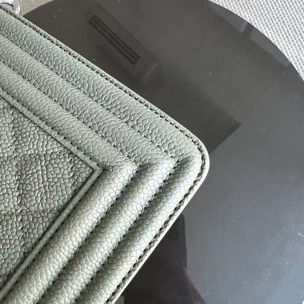 Caviar Boy Old Medium 25CM Quilted Grained Calfskin Light Green Leboy Silver Hardware Series 25