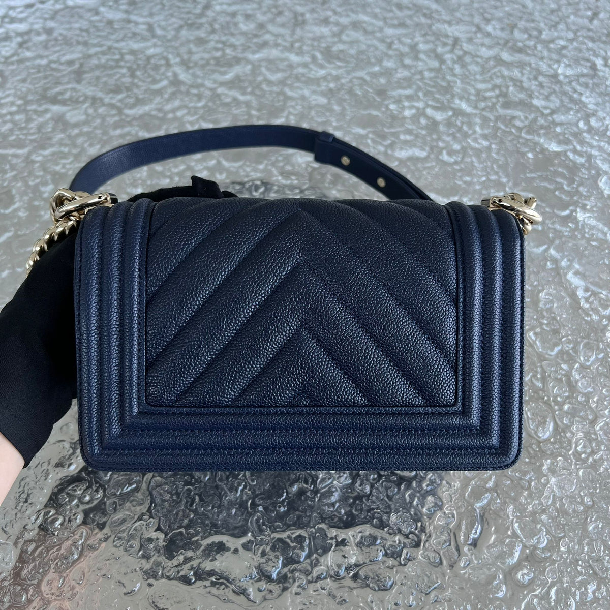 Caviar Boy Small 20CM Chevron Grained Calfskin Dark Blue No 24