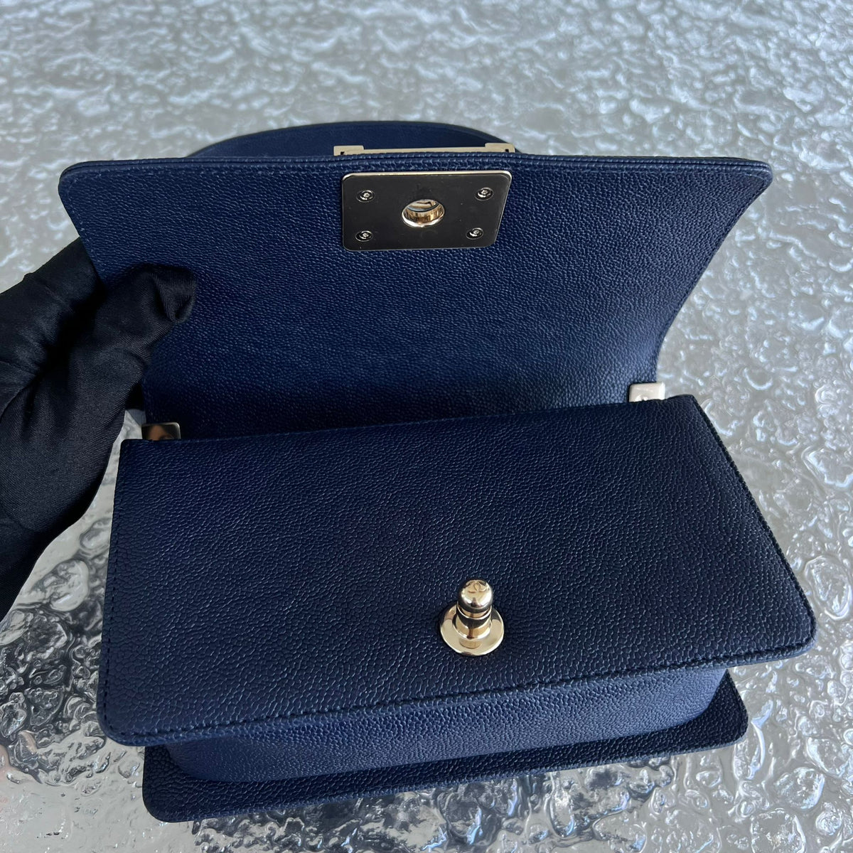 Caviar Boy Small 20CM Chevron Grained Calfskin Dark Blue No 24