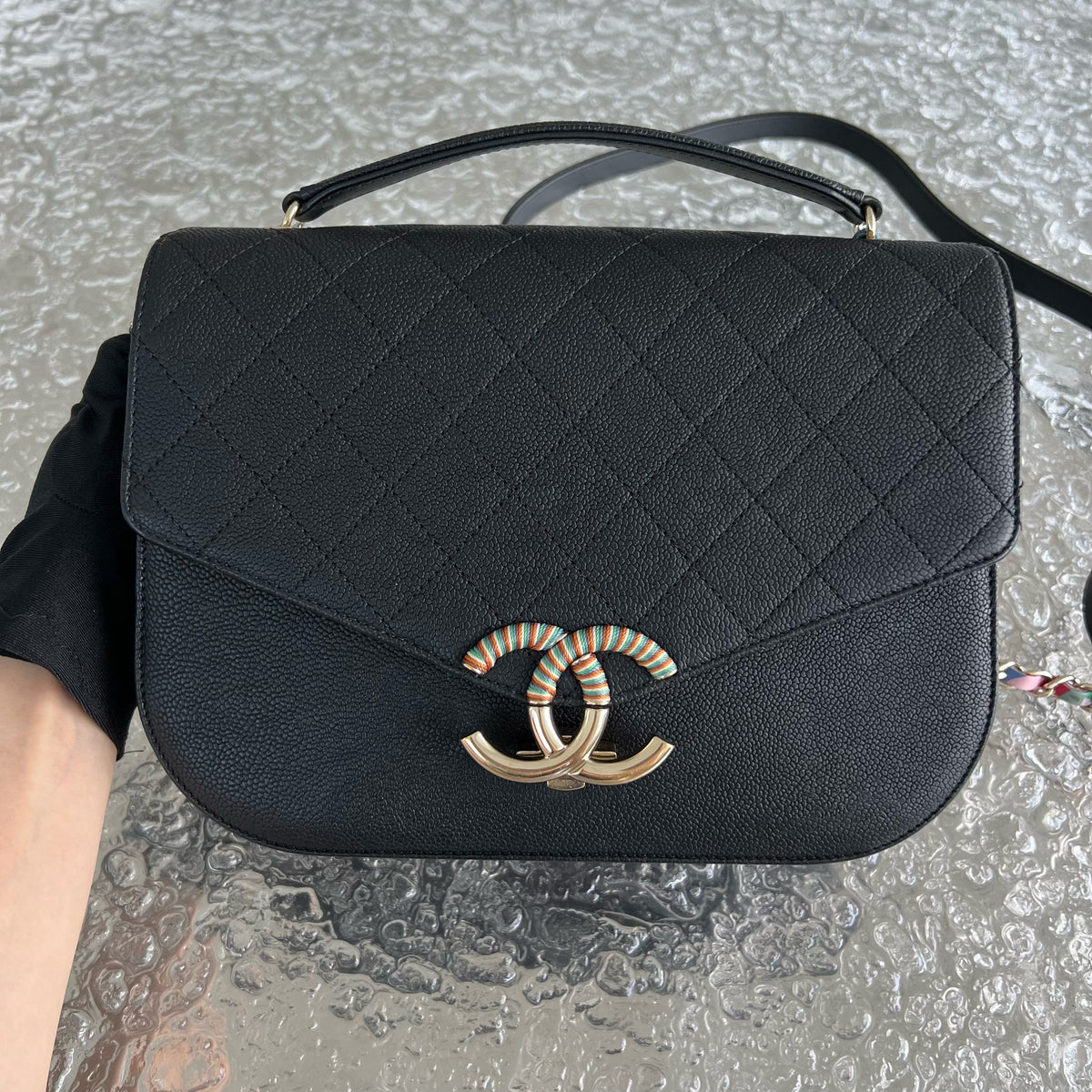 Caviar Coco Curve Cuba Thread Around Grained Calfskin Black Golden Hardware Series 23