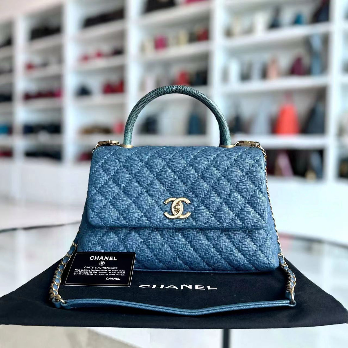 Caviar Coco Handle Medium Quilted Calfskin Blue Golden Hardware Series 26