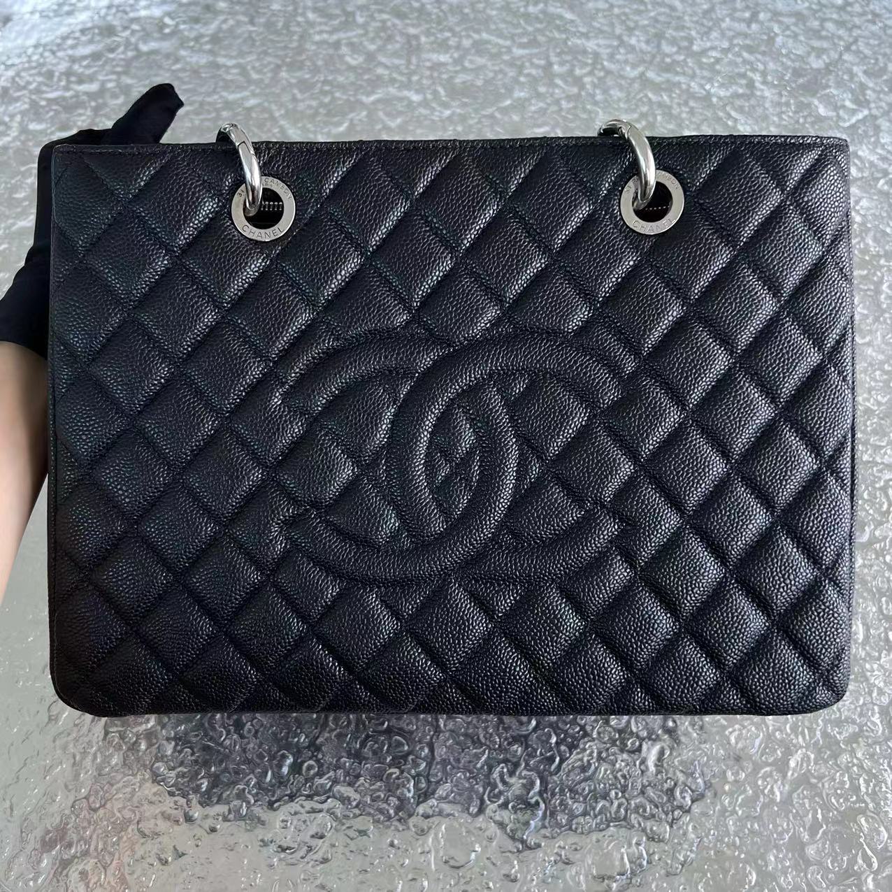 Caviar GST Grand Shopping Tote Quilted Calfskin Black Silver Hardware