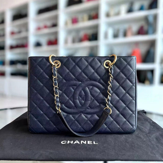 Caviar GST Grand Shopping Tote Quilted Grained Calfskin Dark Blue Golden Hardware Series 18