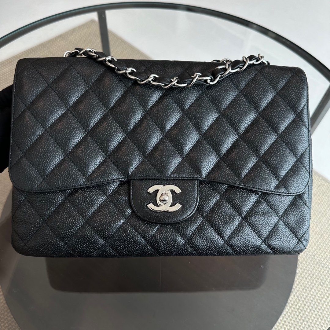 Caviar Jumbo Classic Flap Quilted Grained Calfskin Black SHW No 12