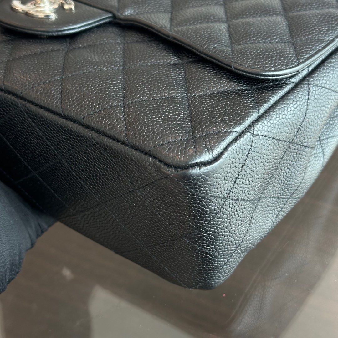 Caviar Jumbo Classic Flap Quilted Grained Calfskin Black SHW No 12