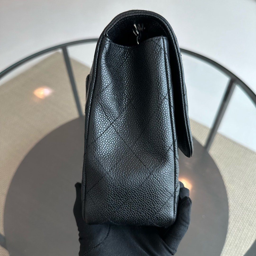 Caviar Jumbo Classic Flap Quilted Grained Calfskin Black SHW No 12