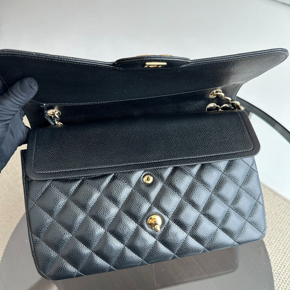 Caviar Jumbo Double Classic Flap Quilted Black GHW No 25