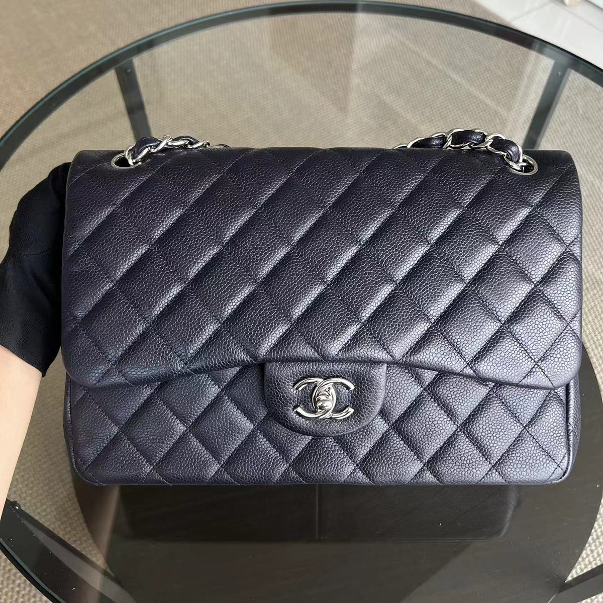 Caviar Jumbo Double Flap Classic Flap Quilted Calfskin Dark Blue Purple SHW No 18