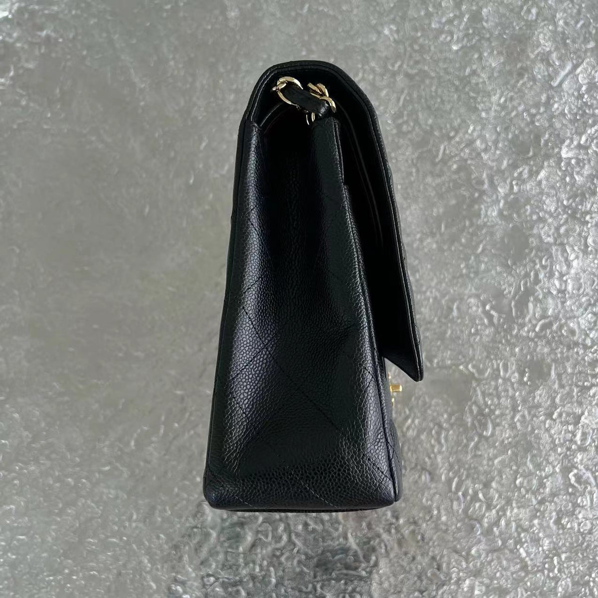 Caviar Maxi Classic Flap Double Flap Quilted Calfskin Black GHW No 15