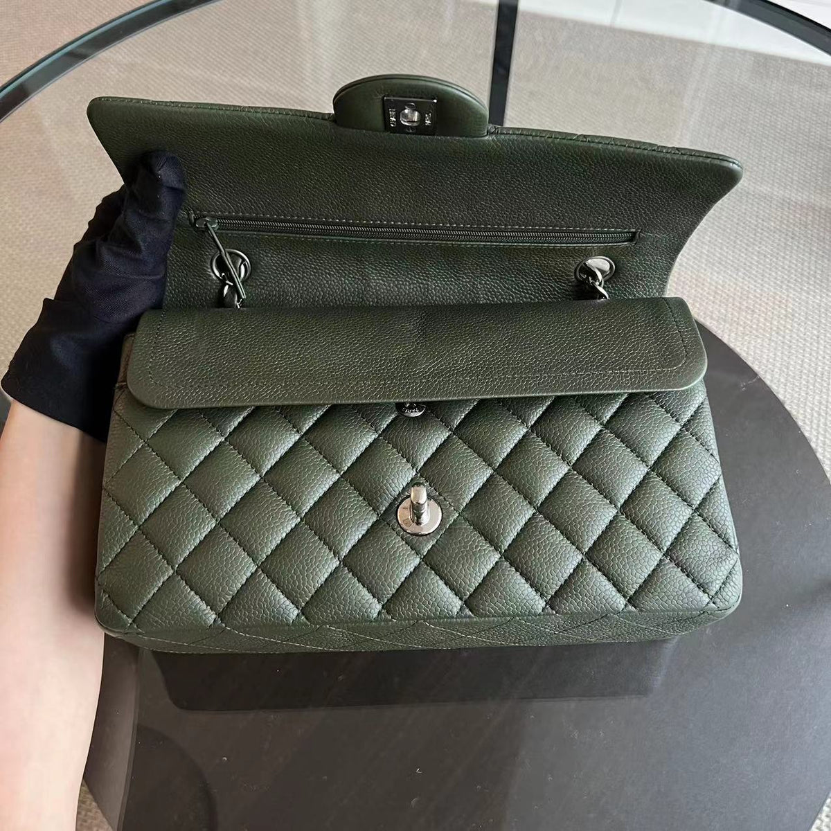 Caviar Double Flap 25CM Quilted Calfskin Green GHW No 14