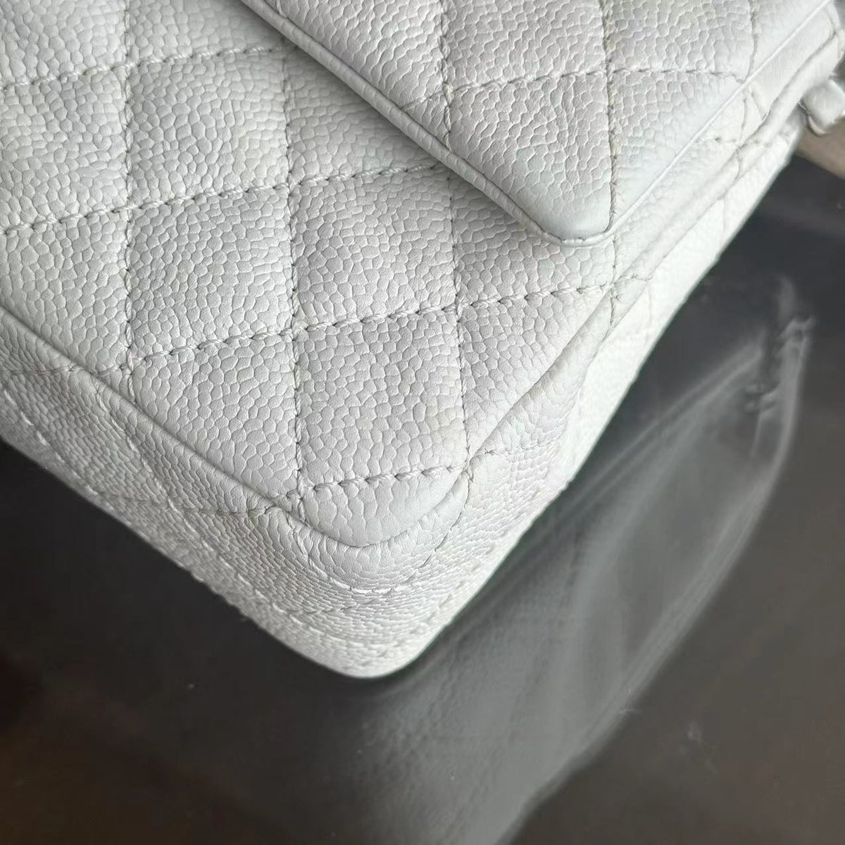 Caviar Double Flap 25CM Quilted Calfskin White SHW No 12