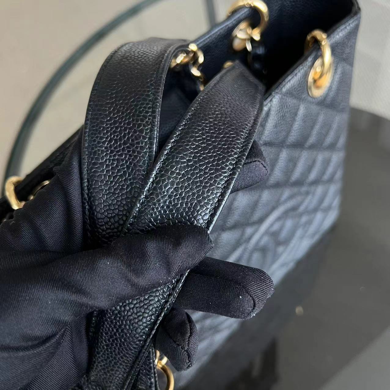 Caviar PST Petite Shopping Tote Quilted Grained Calfskin Black Golden Hardware Series 14