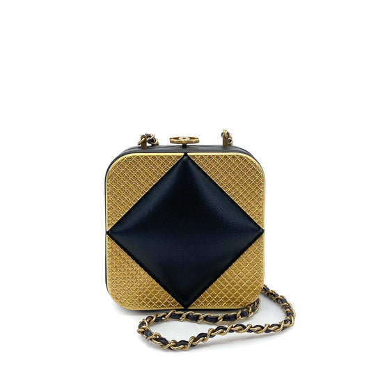CHANEL METAL PANEL CLUTCH CHAIN SHOULDER BAG GOLD BLACK LAMB SKIN 90261192