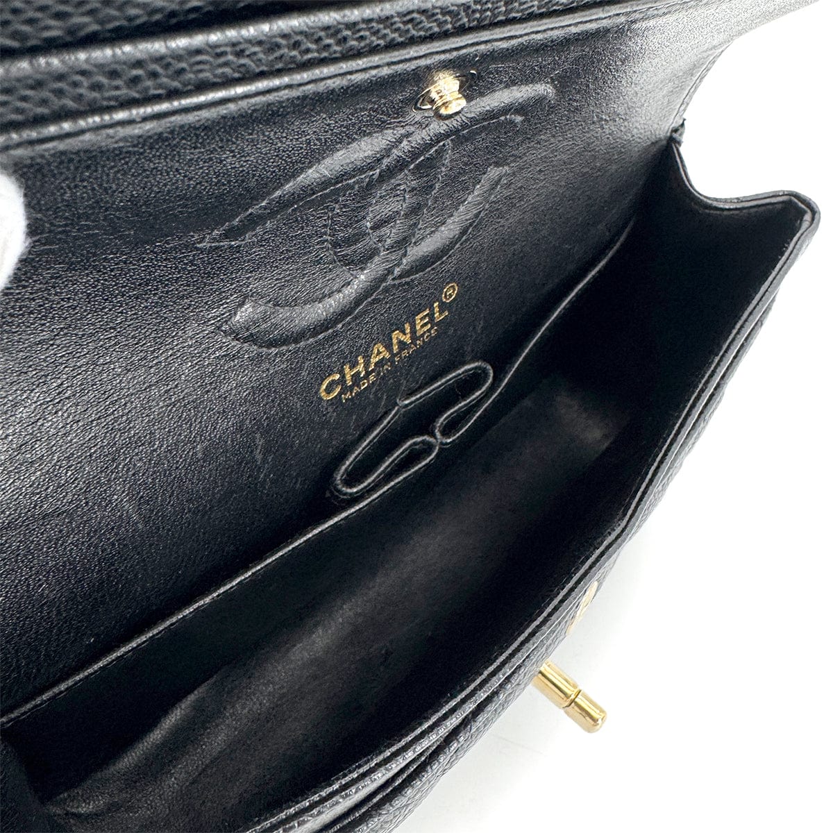 CHANEL VINTAGE CLASSIC FLAP SMALL BLACK CAVIAR SKIN 90267391