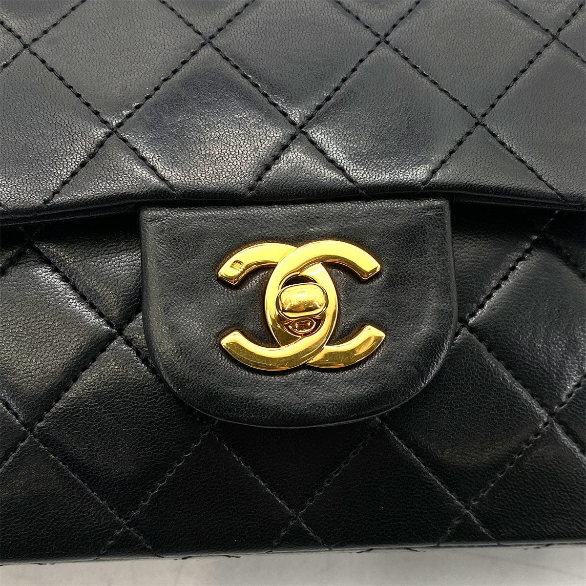 Chanel Vintage Classic Flap Small Black Lambskin #0 90255396