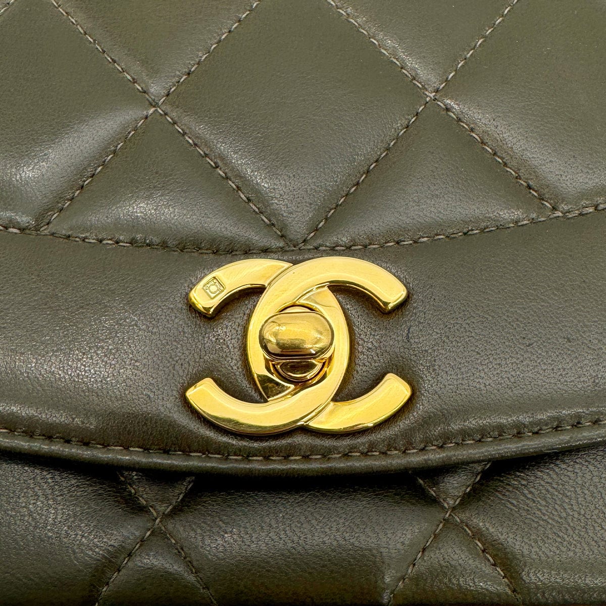 CHANEL VINTAGE DIANA SMALL CHAIN SHOULDER BAG KHAKI LAMB SKIN 90267445