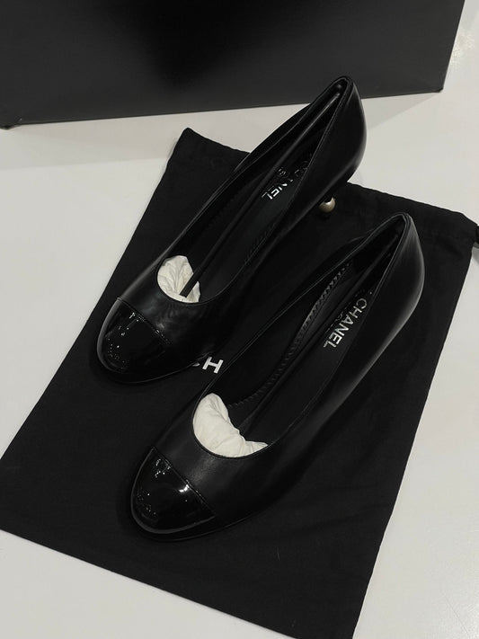 Chanel - Escarpins noirs T38