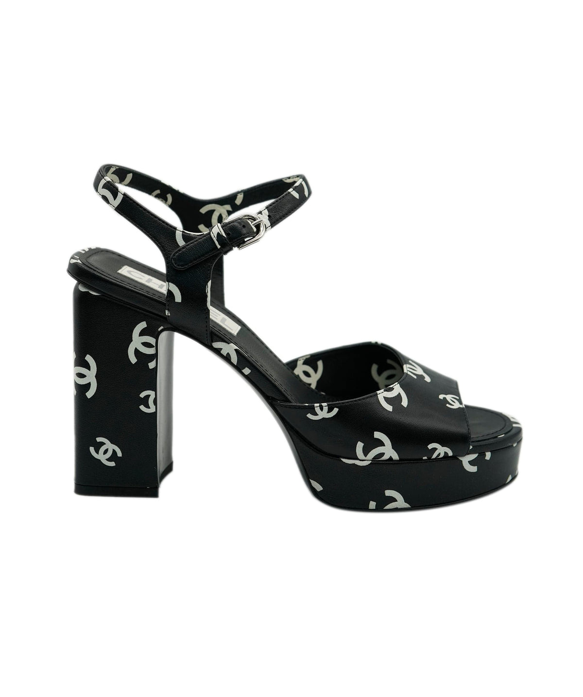 Chanel Logo Black & White Heels - DXBS2967